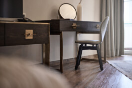 Fotograf, Photograph, Industrie, Industriefotografie, Portrait, Portraitfotografie, Businessportrait, Beautyfotografie, Businessfotografie, Hotelfotografie, Werbefotografie, Fotografie, Landeck, Tirol, 