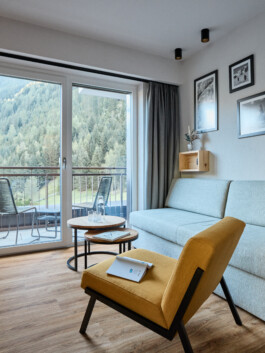 Fotograf, Photograph, Industrie, Industriefotografie, Portrait, Portraitfotografie, Businessportrait, Beautyfotografie, Businessfotografie, Hotelfotografie, Werbefotografie, Fotografie, Landeck, Tirol, 