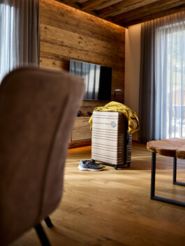 Fotograf, Photograph, Industrie, Industriefotografie, Portrait, Portraitfotografie, Businessportrait, Beautyfotografie, Businessfotografie, Hotelfotografie, Werbefotografie, Fotografie, Landeck, Tirol, 